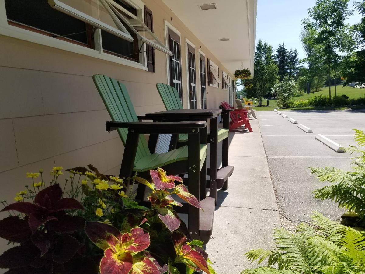 Square Rigger Harbor Motel Baileys Harbor Exterior foto